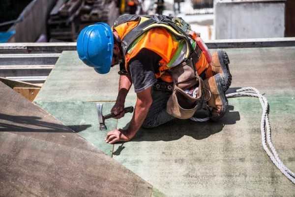 trabalho em altura uso de cinto epi